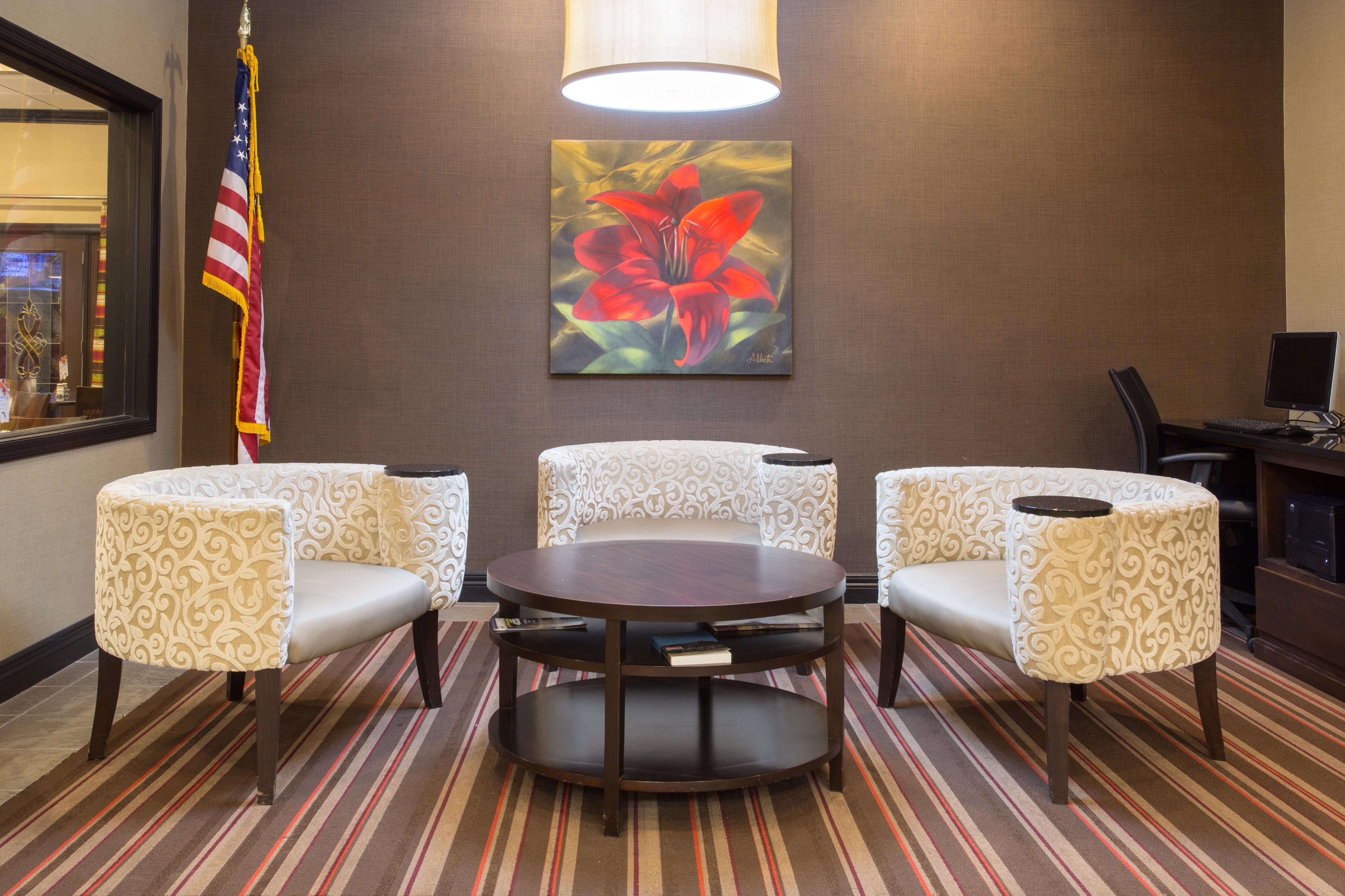 Holiday Inn Express Hotel & Suites Lexington By Ihg Zewnętrze zdjęcie
